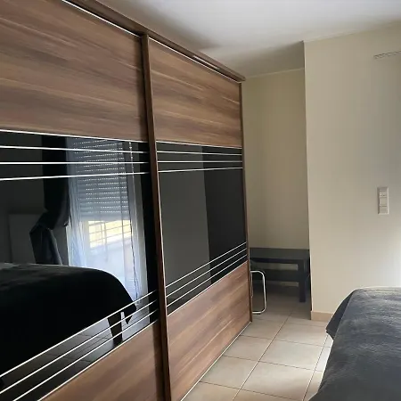Spacious One Bedroom With Large Terrace In Centre Apartment *